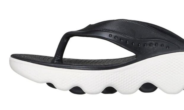 SKECHERS Massage Fit Foamies - Alluring Women's Slippers