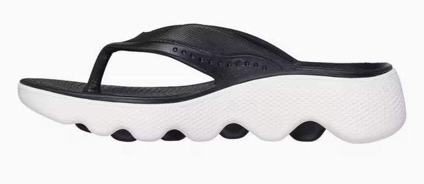 SKECHERS Massage Fit Foamies - Alluring Women's Sandals