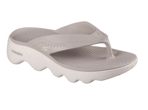 SKECHERS Massage Fit Foamies - Women's Sliper