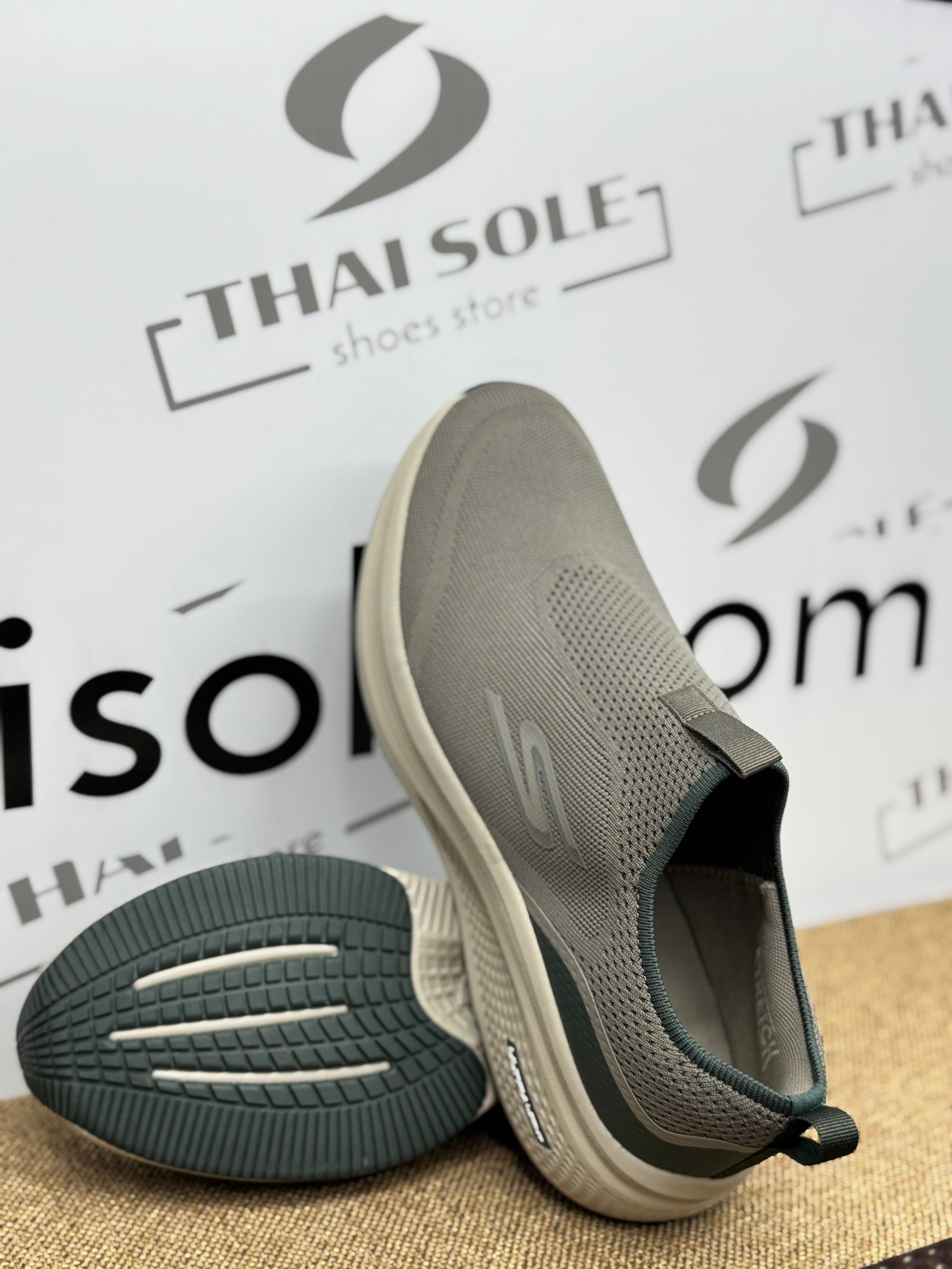 Men Performance Elevate 2.0 Upraise 2.0 Shoes Air-Cooled Goga Mat