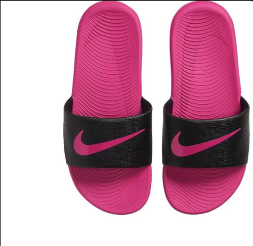 NIKE Women’s  Sandals
