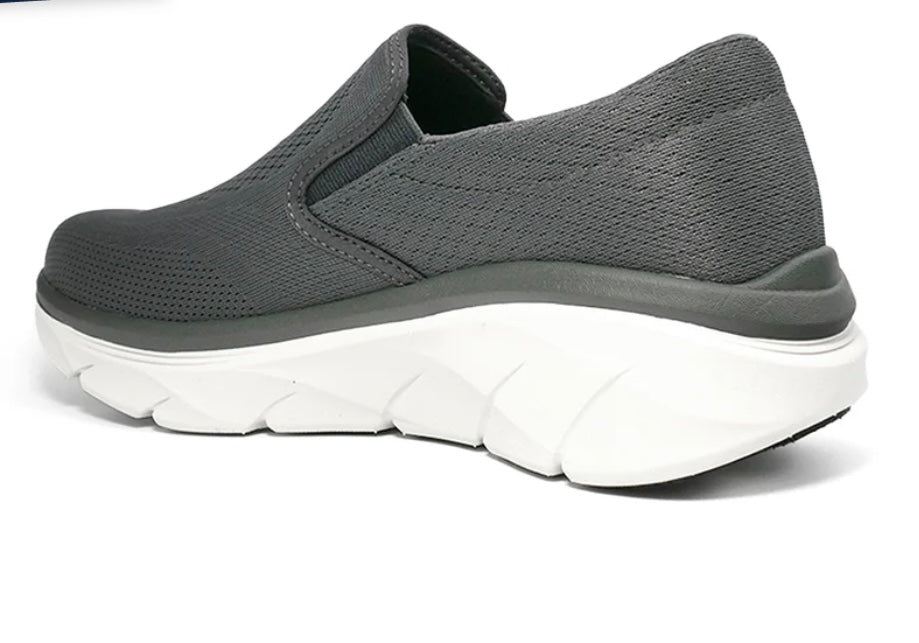 SKECHERS Relaxed Fit D'Lux Walker 2.0 - Denmor